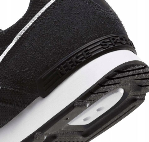 BUTY NIKE Venture Runner (CK2944 400) r. 44 Czarne BUTY NIKE Venture Runner (CK2944 400) r. 44 Czarne