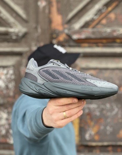 Buty Adidas OZELIA (GX3254) ) Grey Six/Carbon / Grey Three rozmiar 42 Buty Adidas OZELIA (GX3254) ) Grey Six/Carbon / Grey Three rozmiar 42