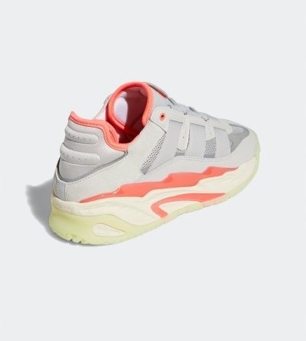 Buty sportowe Adidas Niteball GY8565 r. 44