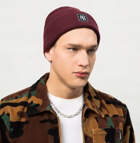 New Era czapka zimowa czerwony rozmiar uniwersalny TEAM BEANIE NYY MRN New Era czapka zimowa czerwony rozmiar uniwersalny TEAM BEANIE NYY MRN